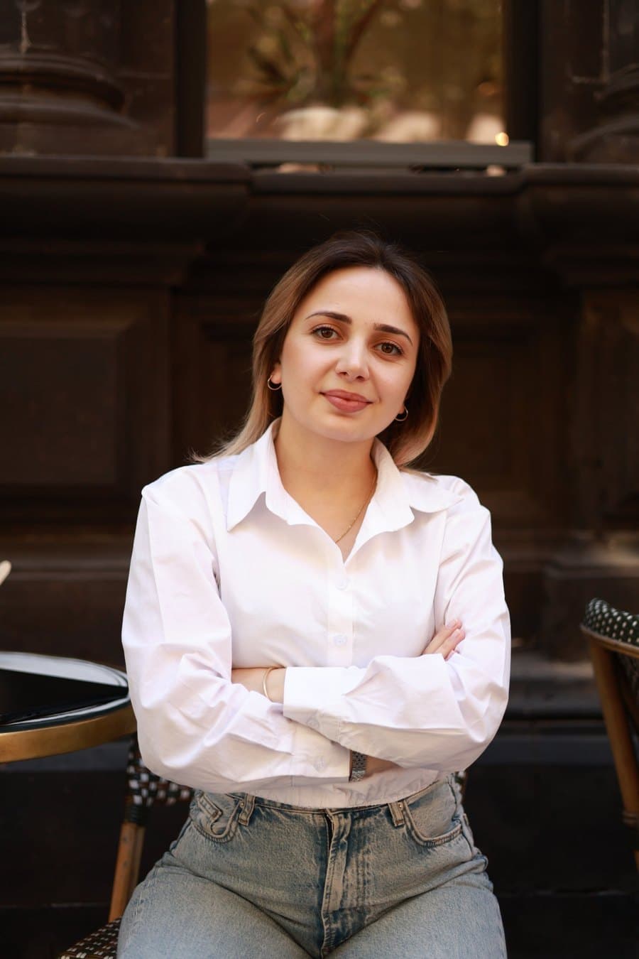 Անժելա Այվազյան